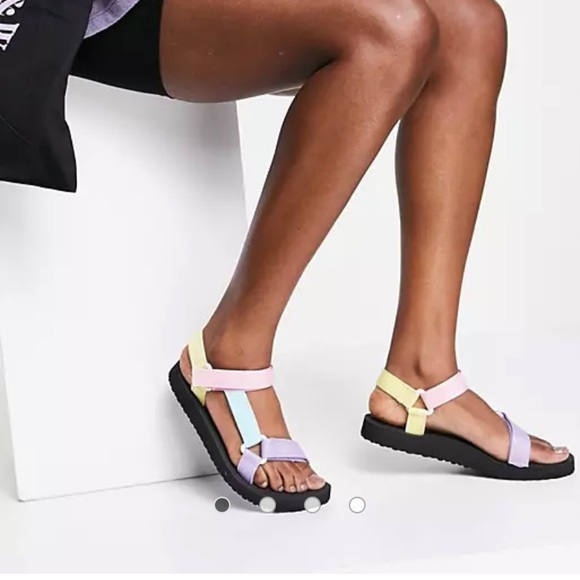 New sandals ASOS - Picture 3 of 5